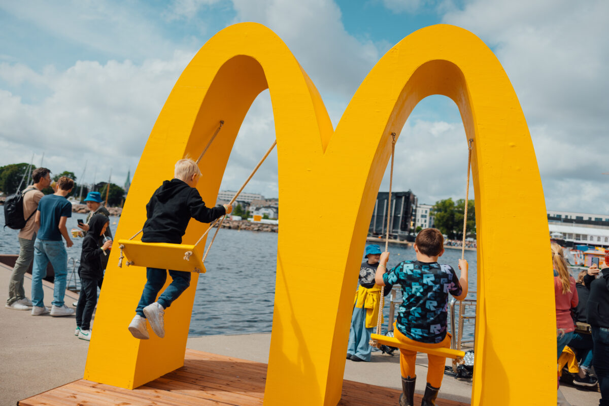 McDonalds Brand activation med Z Event på Palmesus med huske