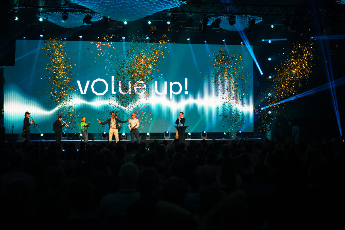 Gå til Volue up caset